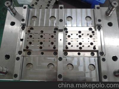 塑膠模具與五金模具 圖片、分類與東莞業勤的應用